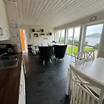Furuholmen, Lindesnes Feriehus