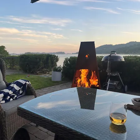 Semesterbostad Furuholmen, Lindesnes Lonestranda