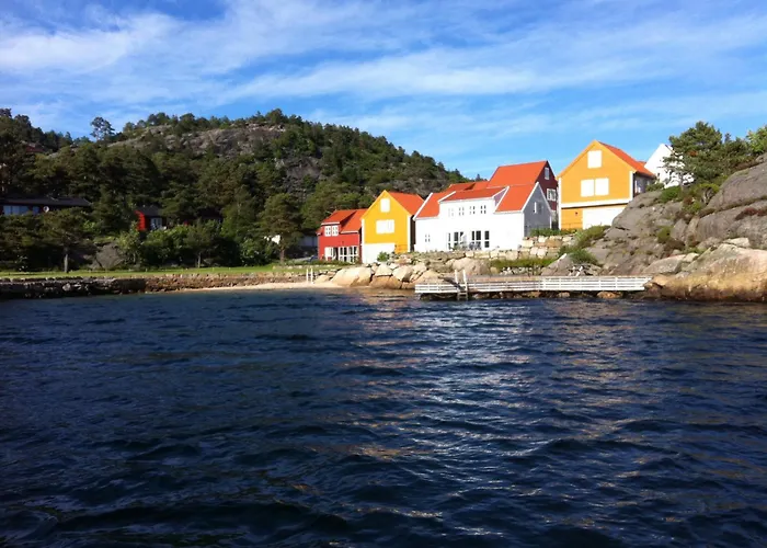 Furuholmen, Lindesnes Vakantiehuis Lonestranda